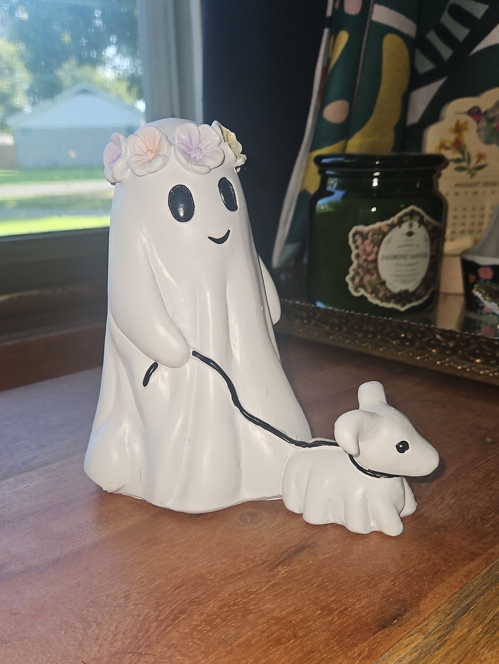 Spooky Ghost And Dog Halloween Decor